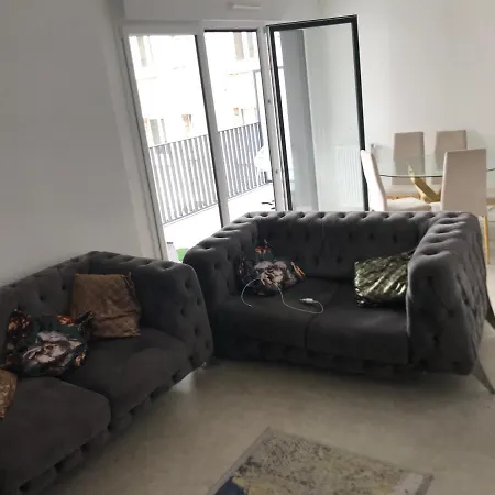 T2 De Standing Proche Centre *