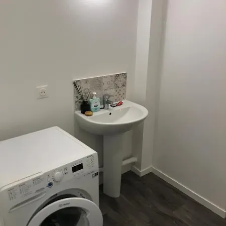 Apartment T2 De Standing Proche Centre