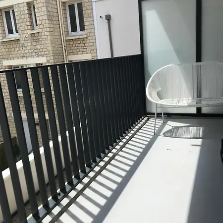 T2 De Standing Proche Centre Apartment *